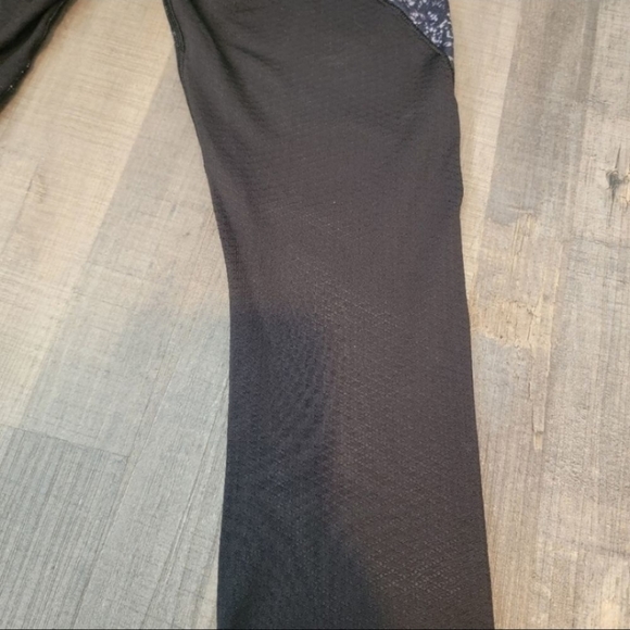 Lululemon Journey Crop - Picture 10 of 10